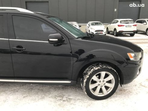 Mitsubishi Outlander 2010 черный - фото 16