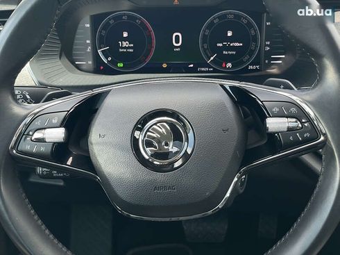 Skoda Octavia 2020 - фото 15