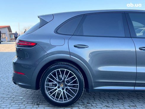 Porsche Cayenne 2019 серый - фото 10