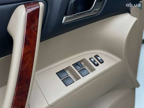 Toyota Highlander 2012 - фото 16