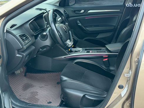 Renault Megane 2017 бежевый - фото 16