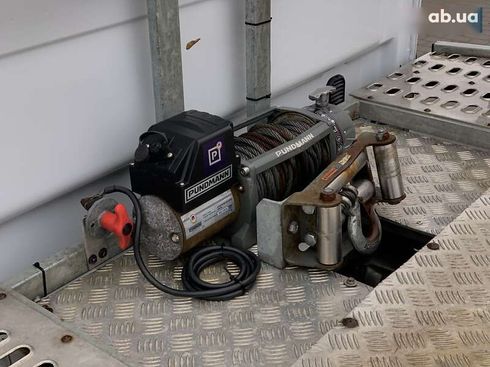 Mercedes-Benz Sprinter 2016 - фото 24