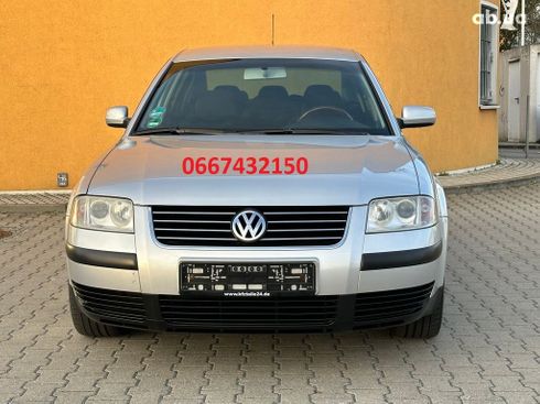 Volkswagen Passat 2004 серый - фото 2