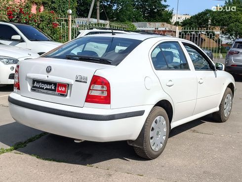 Skoda Octavia 2007 белый - фото 11
