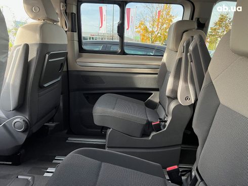 Volkswagen Multivan 2023 - фото 10