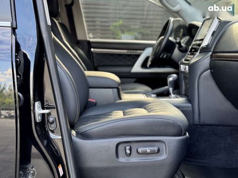 Toyota Land Cruiser 2018 - фото 23