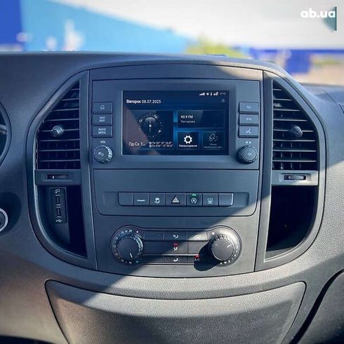 Mercedes-Benz Vito 2021 - фото 27