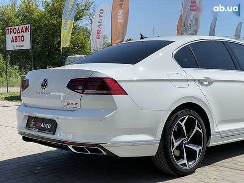 Volkswagen Passat 2021 - фото 17
