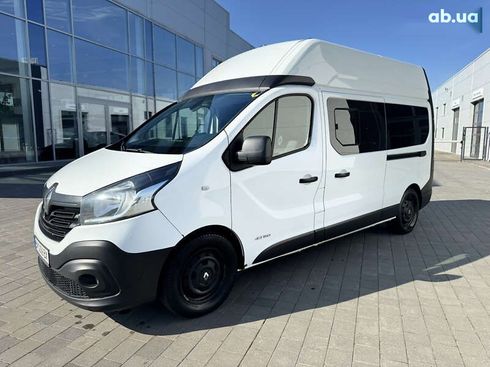 Renault Trafic 2016 - фото 10