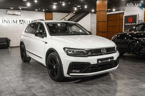 Volkswagen Tiguan 2020 - фото 15