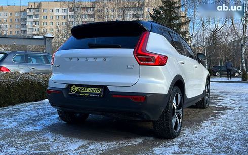 Volvo XC40 2021 - фото 7