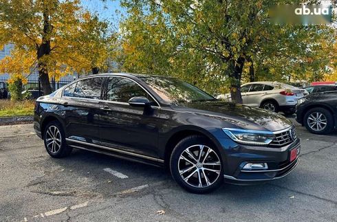 Volkswagen Passat 2019 - фото 18