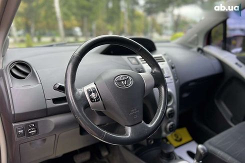 Toyota Yaris 2007 - фото 10