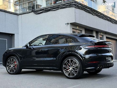 Porsche Cayenne Coupe 2024 - фото 25