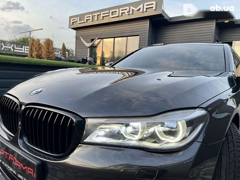 BMW 7 серия 2017 - фото 20