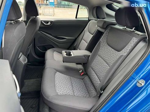 Hyundai Ioniq 2017 - фото 21