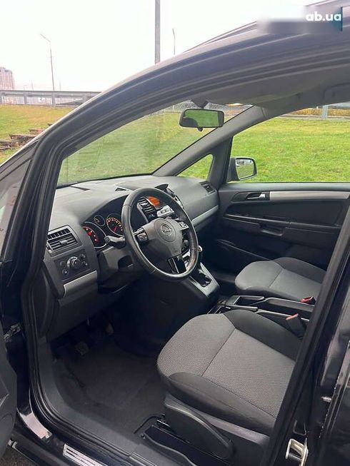 Opel Zafira 2012 - фото 17