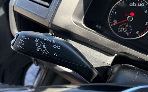 Volkswagen Caravelle 2016 - фото 22