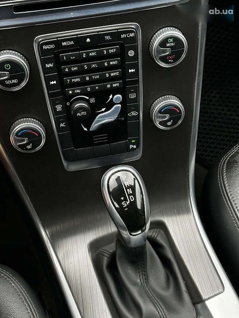 Volvo XC60 2015 - фото 12