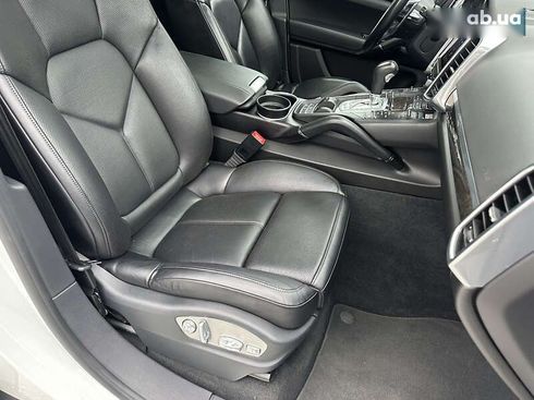 Porsche Cayenne 2016 - фото 26