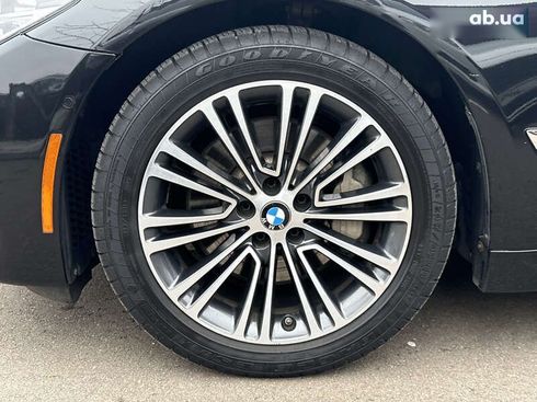 BMW 5 серия 2017 - фото 15