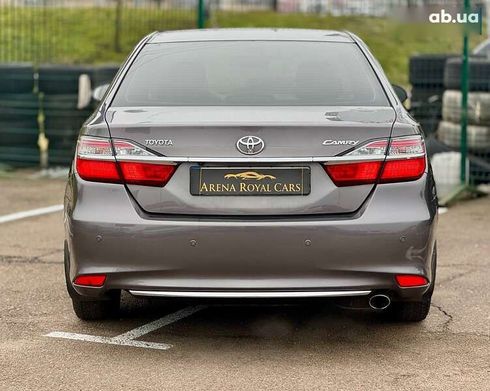 Toyota Camry 2017 - фото 9