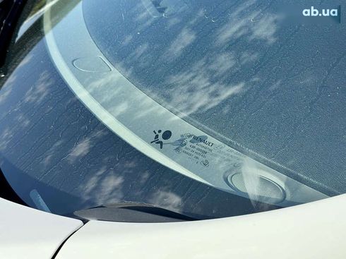Renault Scenic 2012 - фото 16