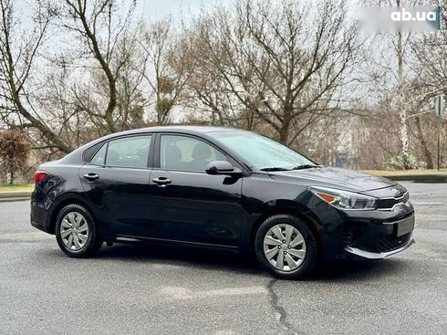 Kia Rio 2020 - фото 7