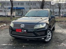 Купити Volkswagen Touareg 2016 бу в Києві - купити на Автобазарі