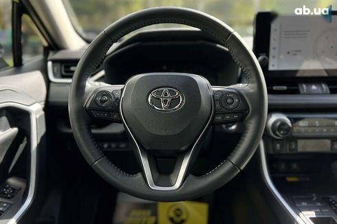 Toyota RAV4 2023 - фото 12