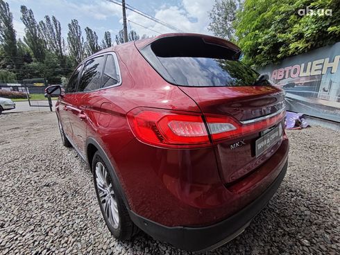 Lincoln MKX 2016 красный - фото 6