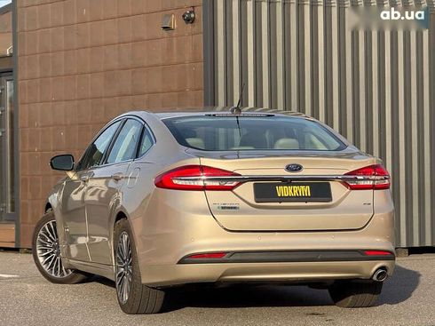 Ford Fusion 2016 - фото 16