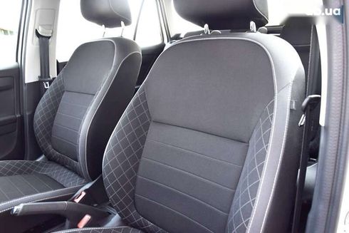 Skoda Fabia 2021 - фото 27