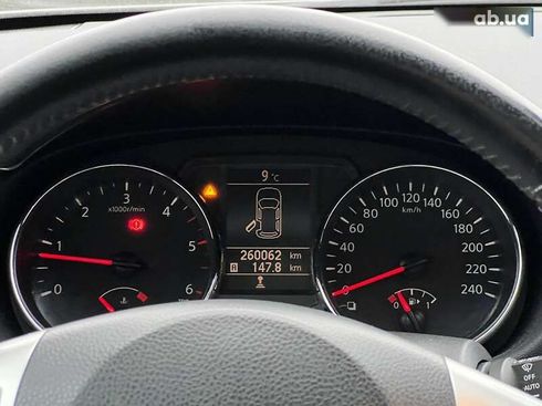 Nissan Qashqai 2011 - фото 13