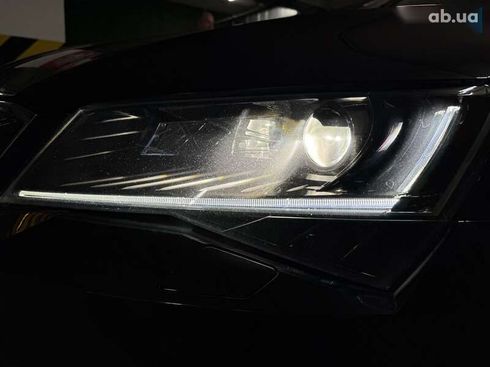 Skoda Superb 2018 - фото 17