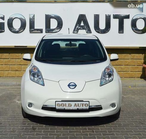 Nissan Leaf 2015 - фото 4