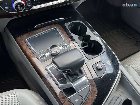 Audi Q7 2016 - фото 16