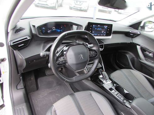 Peugeot 2008 2021 - фото 9