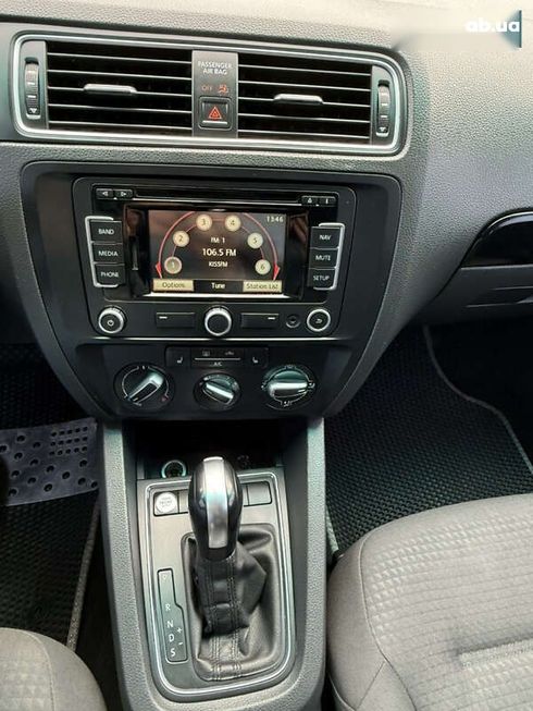 Volkswagen Jetta 2015 - фото 15
