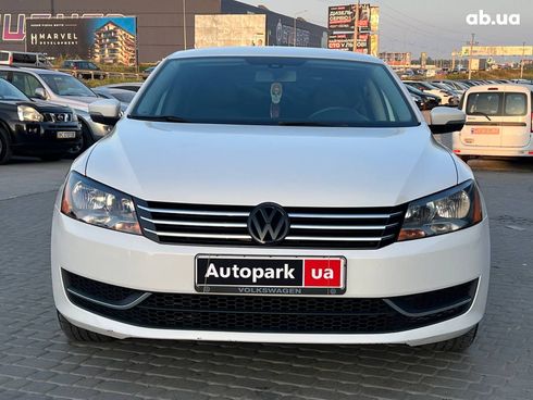 Volkswagen passat b7 2015 белый - фото 2
