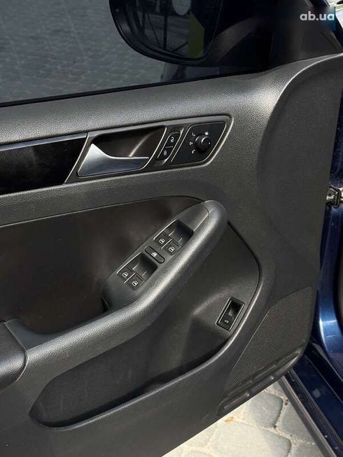 Volkswagen Jetta 2012 - фото 6