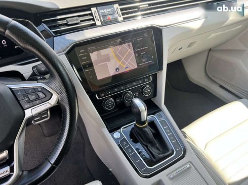 Volkswagen passat alltrack 2019 - фото 27