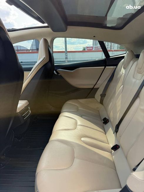 Tesla Model S 2014 - фото 15