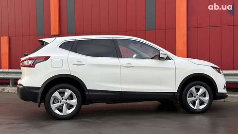 Nissan Qashqai 2019 - фото 17