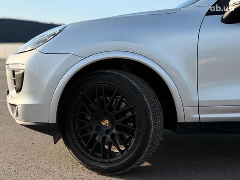 Porsche Cayenne 2016 серый - фото 5