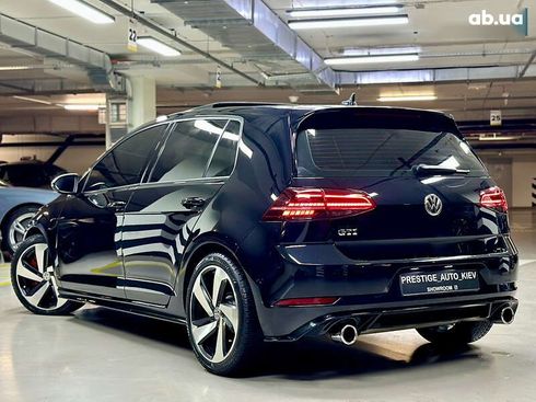 Volkswagen Golf GTI 2017 - фото 24