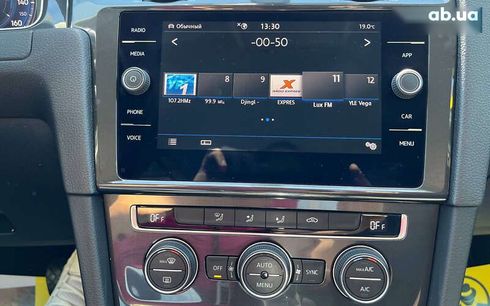 Volkswagen e-Golf 2019 - фото 14