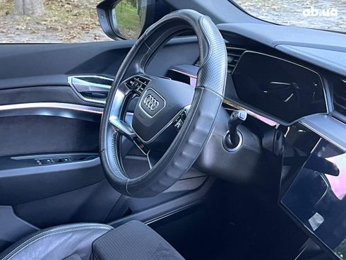 Audi E-Tron 2021 синий - фото 25