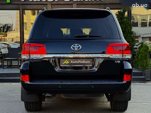 Toyota Land Cruiser 2020 - фото 18
