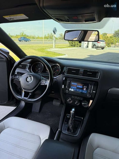 Volkswagen Jetta 2016 - фото 18